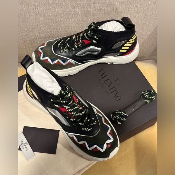 Valentino Garavani Geo Design leather overlay mesh lightweight sneaker size EU49 - Picture 1 of 16
